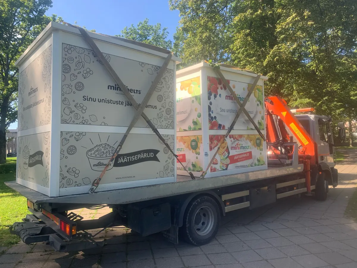 Jäätisekioski transport tagant